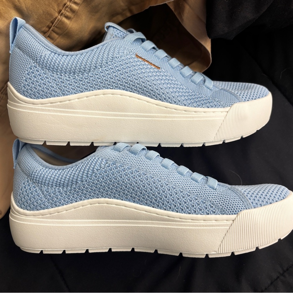 Dr Scholl’s Knit Blue Sneakers